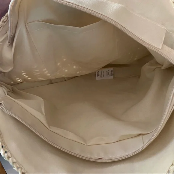 NWT Round Straw Tote - Picture 3 of 7